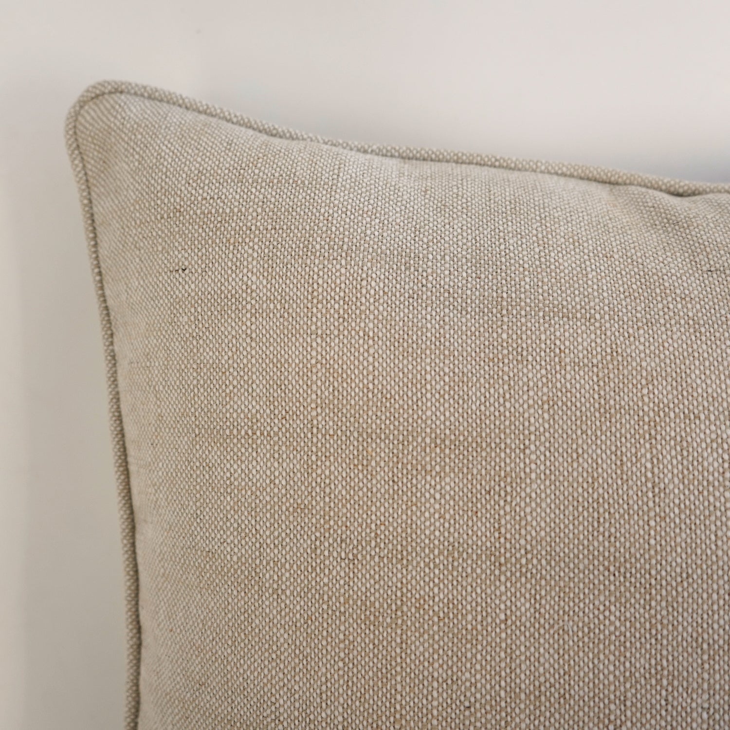 Linen Natural Toss Cushion - LndmarkClub USA