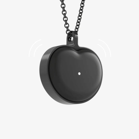 Love Tap Heart Necklace Set