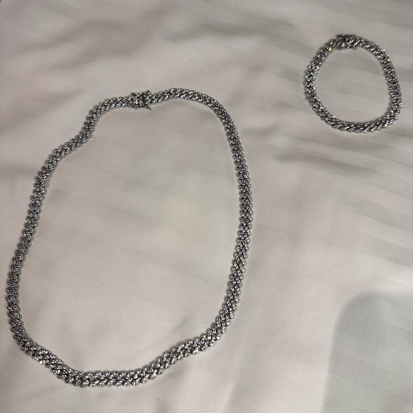 SILVER MISS DONATELLA JEWELRY SET - LndmarkClub USA