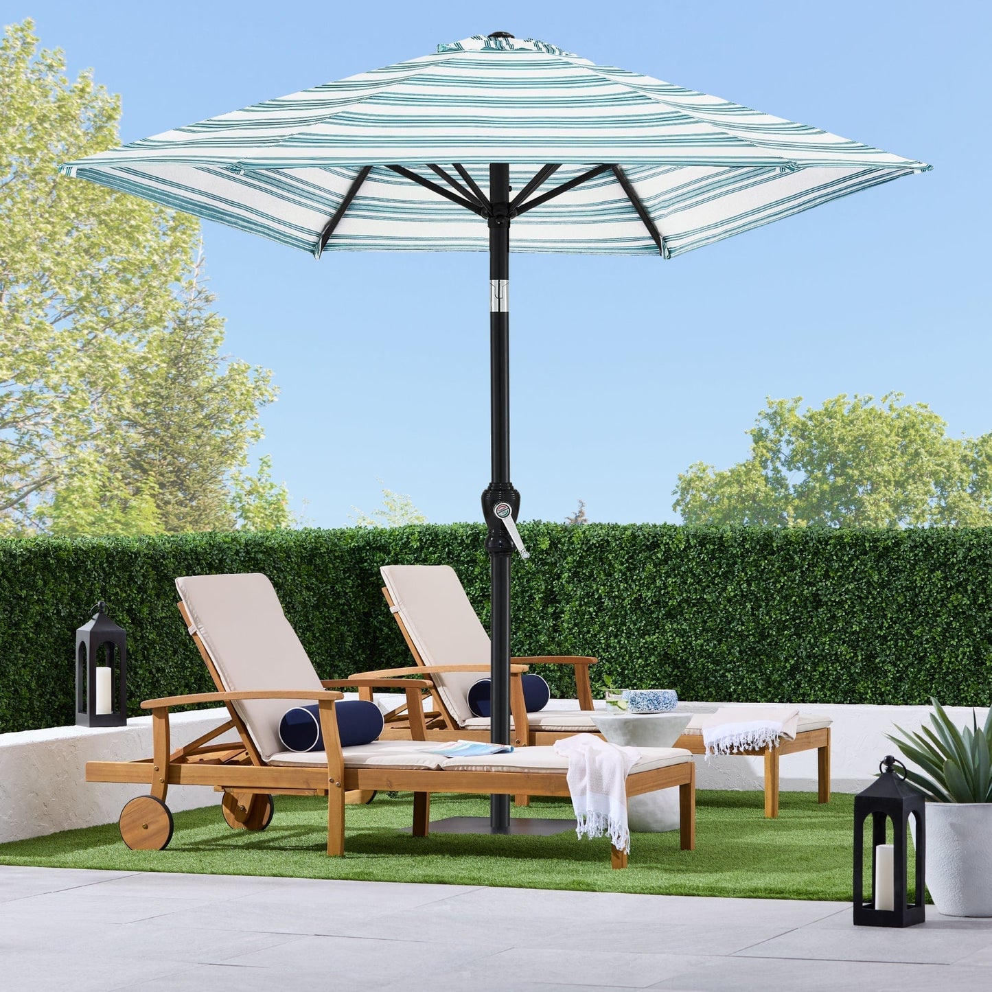 Outdoor Steel Striped Market Patio Umbrella w/ Tilt, Crank Lift - 10ft