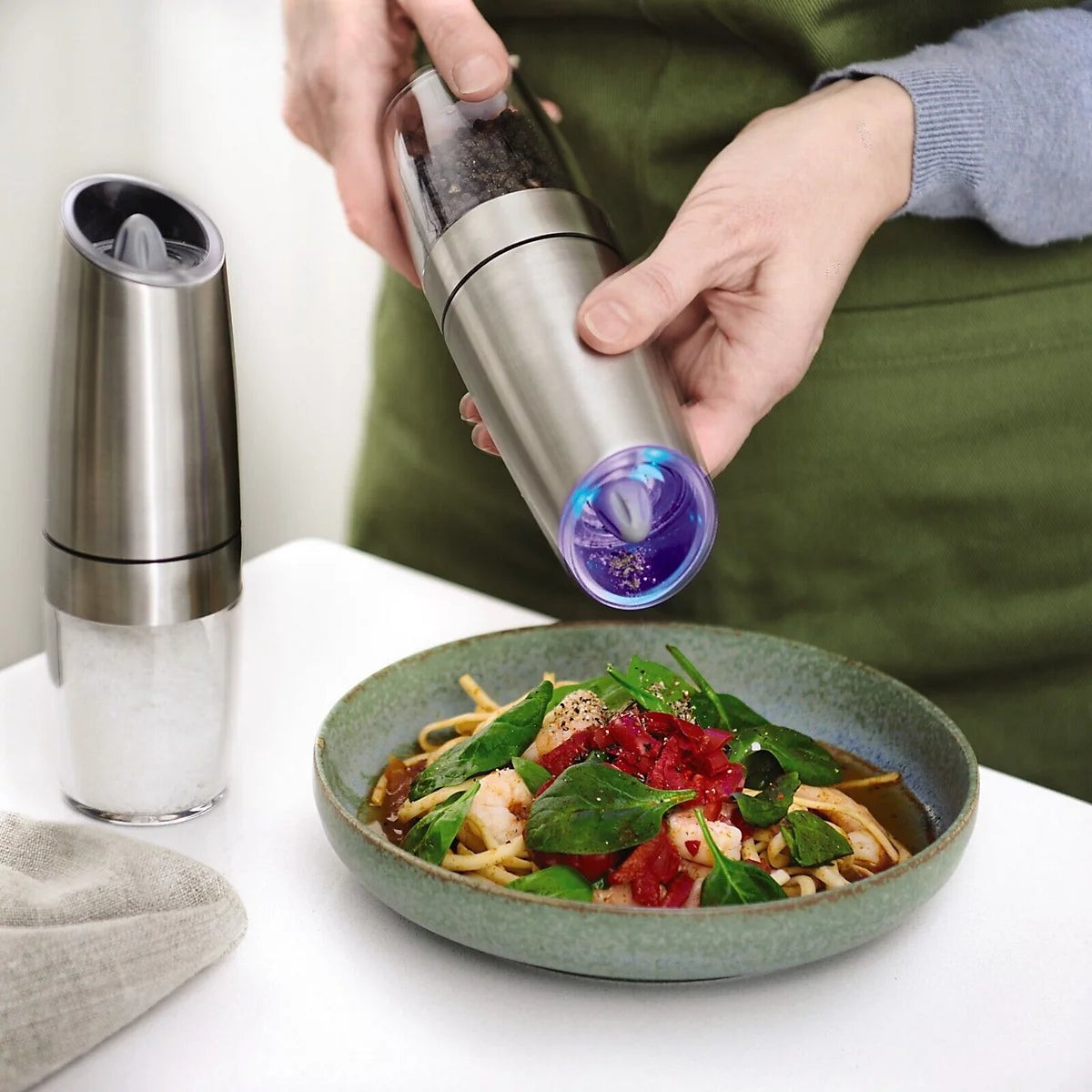 Automatic Salt & Pepper Grinders